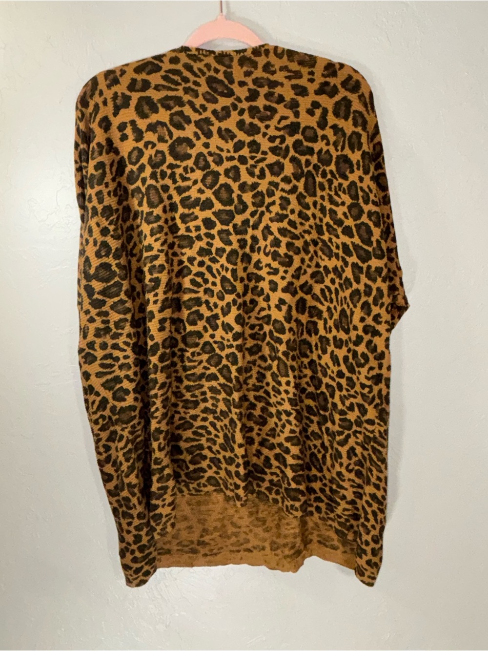 Time and Tru Leopard Print V-Neck Tunic Sweater in Brown and Black - Picture 12 of 12